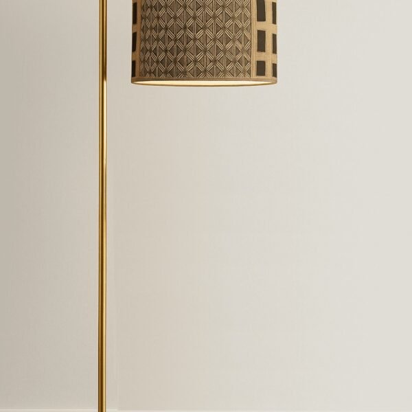 lampadaire à arc doré, avec  un abat-jour personnalisé en tissu Kuba