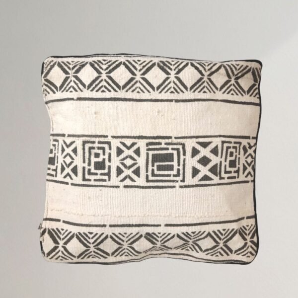 Housse de Coussin Bogolan Noir motifs blancs 7